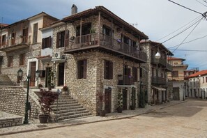 Exterior - Antique Luxury Suite 75sq.m. (Kalavrita)