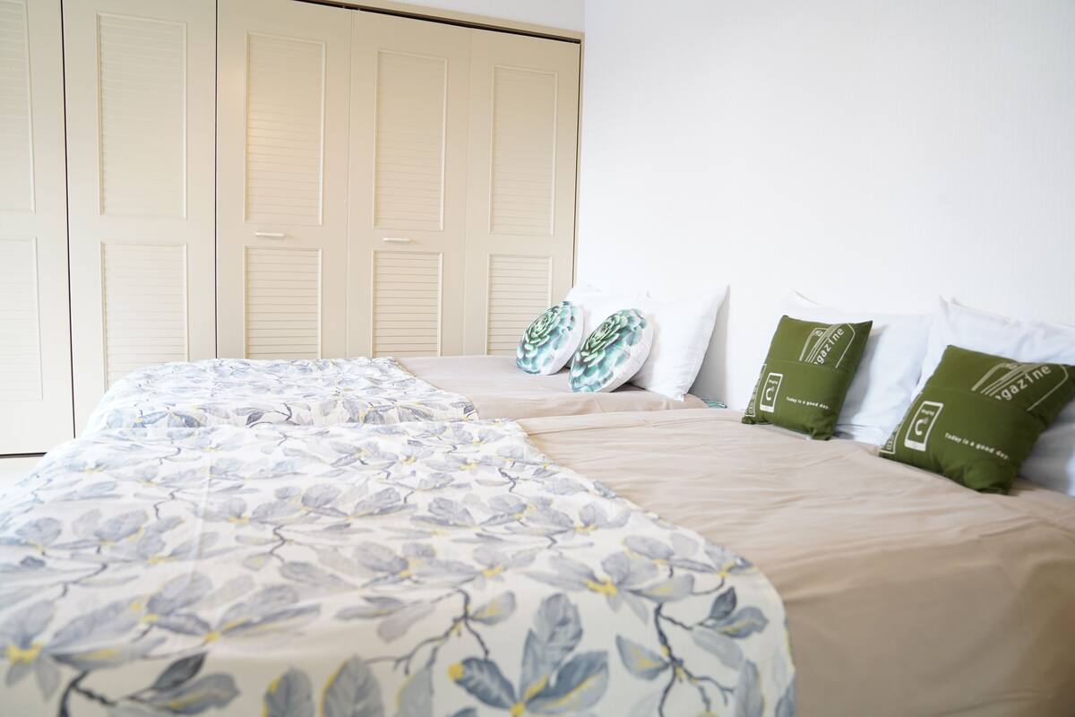 2 bedrooms, in-room safe, desk, free WiFi