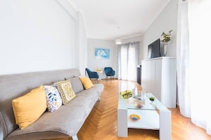 Leilighet | Oppholdsrom | Flatskjerm-TV