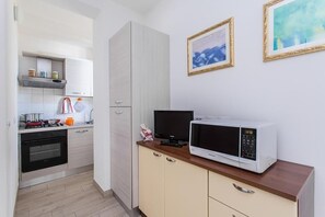 Family Apartment, 1 Bedroom | Living area
