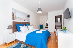 Blackout curtains, iron/ironing board, free cots/infant beds, free WiFi