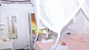 Unclassified image, 4 of 22, button - Oasis Village (Malindi)