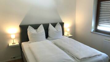 1 bedroom, iron/ironing board, travel crib, free WiFi