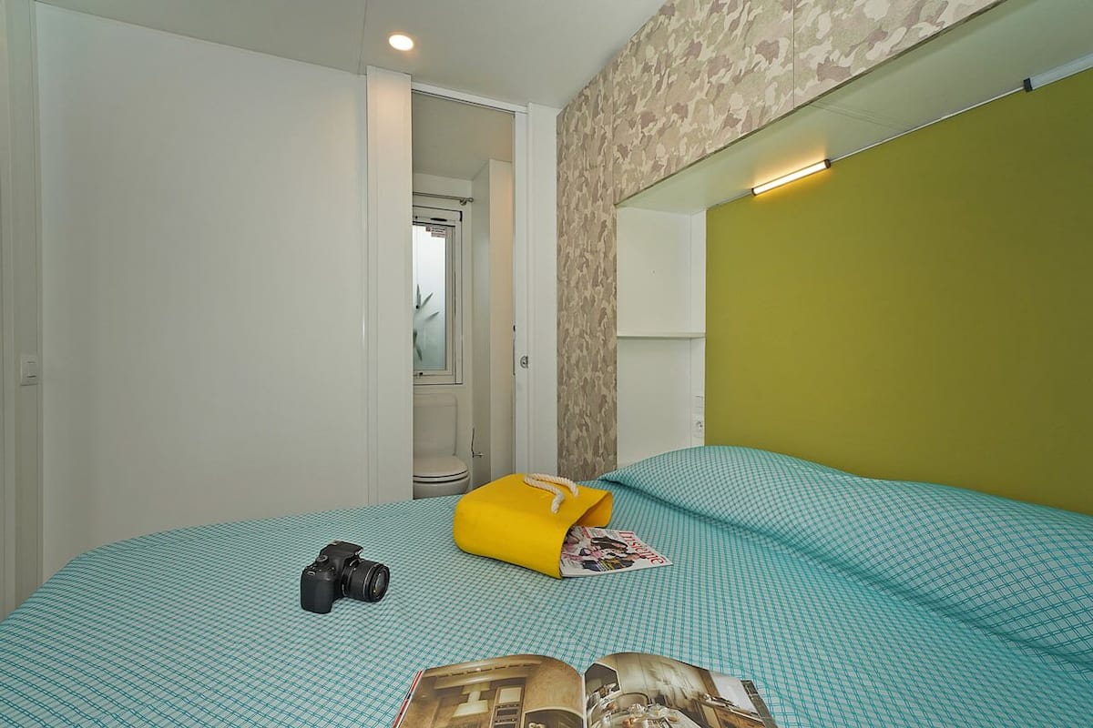 Mobile Home, 3 chambres | 2 chambres, fer et planche Ă repasser, Wi-Fi gratuit, draps fournis