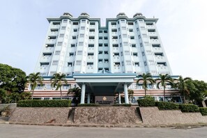 Fachada de la propiedad