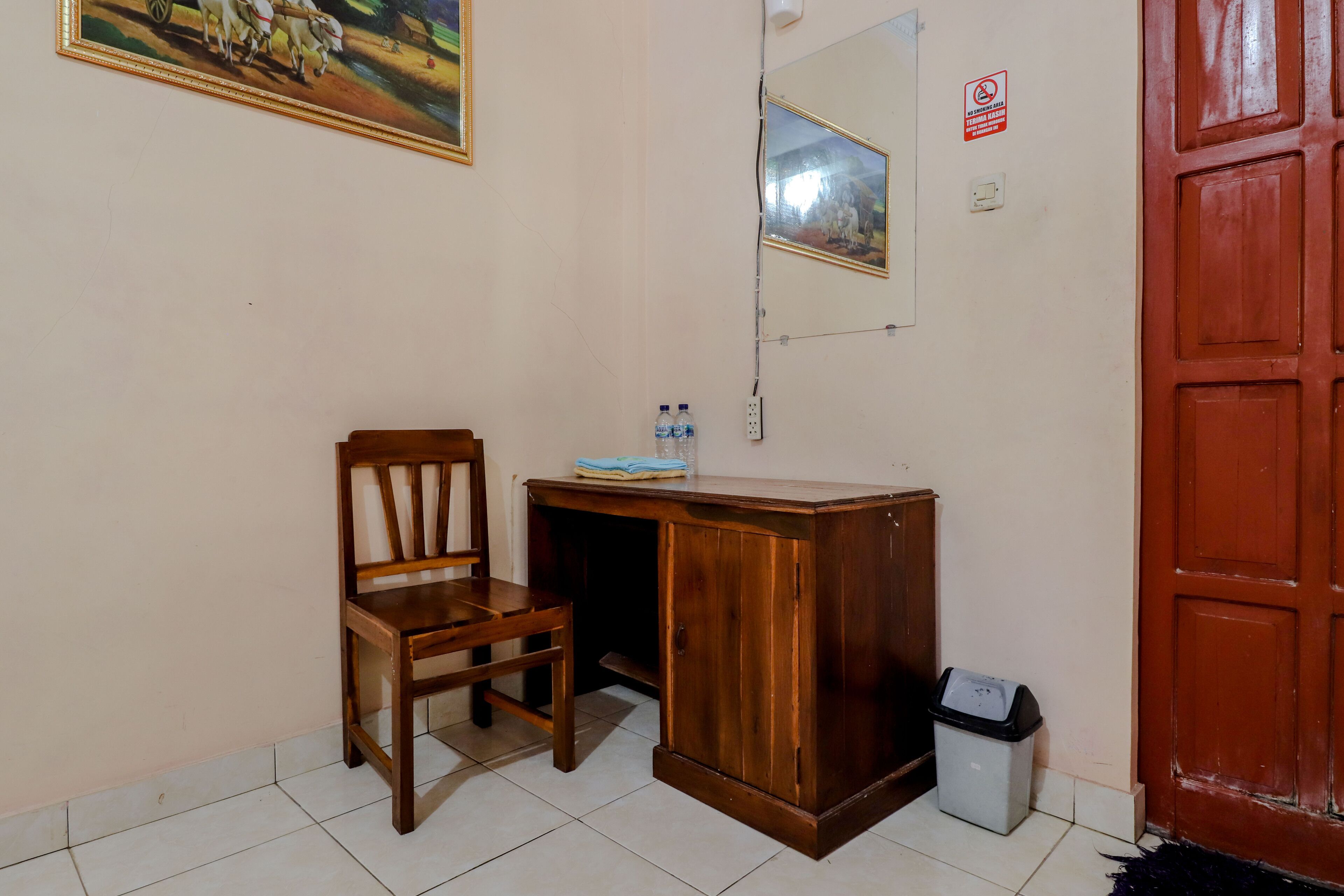 Habitación triple Deluxe | Zona de estar