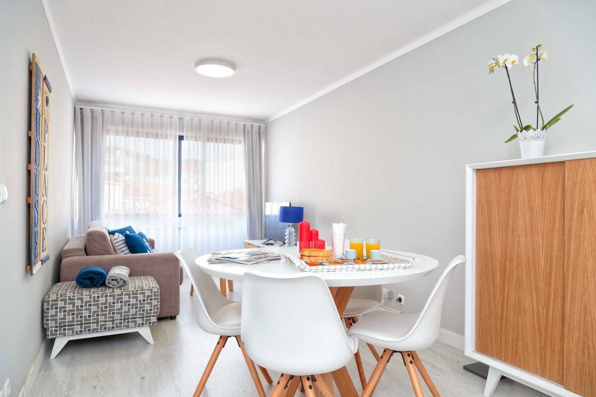 Apartment, 1 Bedroom | Living room | Flat-screen TV