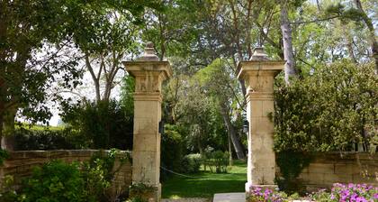 Chapel Room (60M2) 3 persons