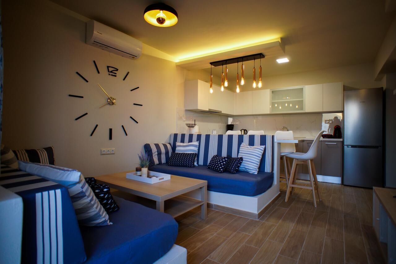 公寓, 海景 (1 Double Bed + 2 Single Sofa Beds) | 起居区 | 平板电视、收费电影、 流媒体服务