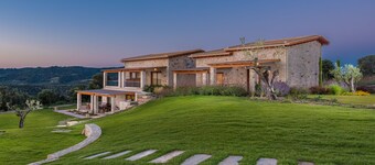 Mint Retreat Suites