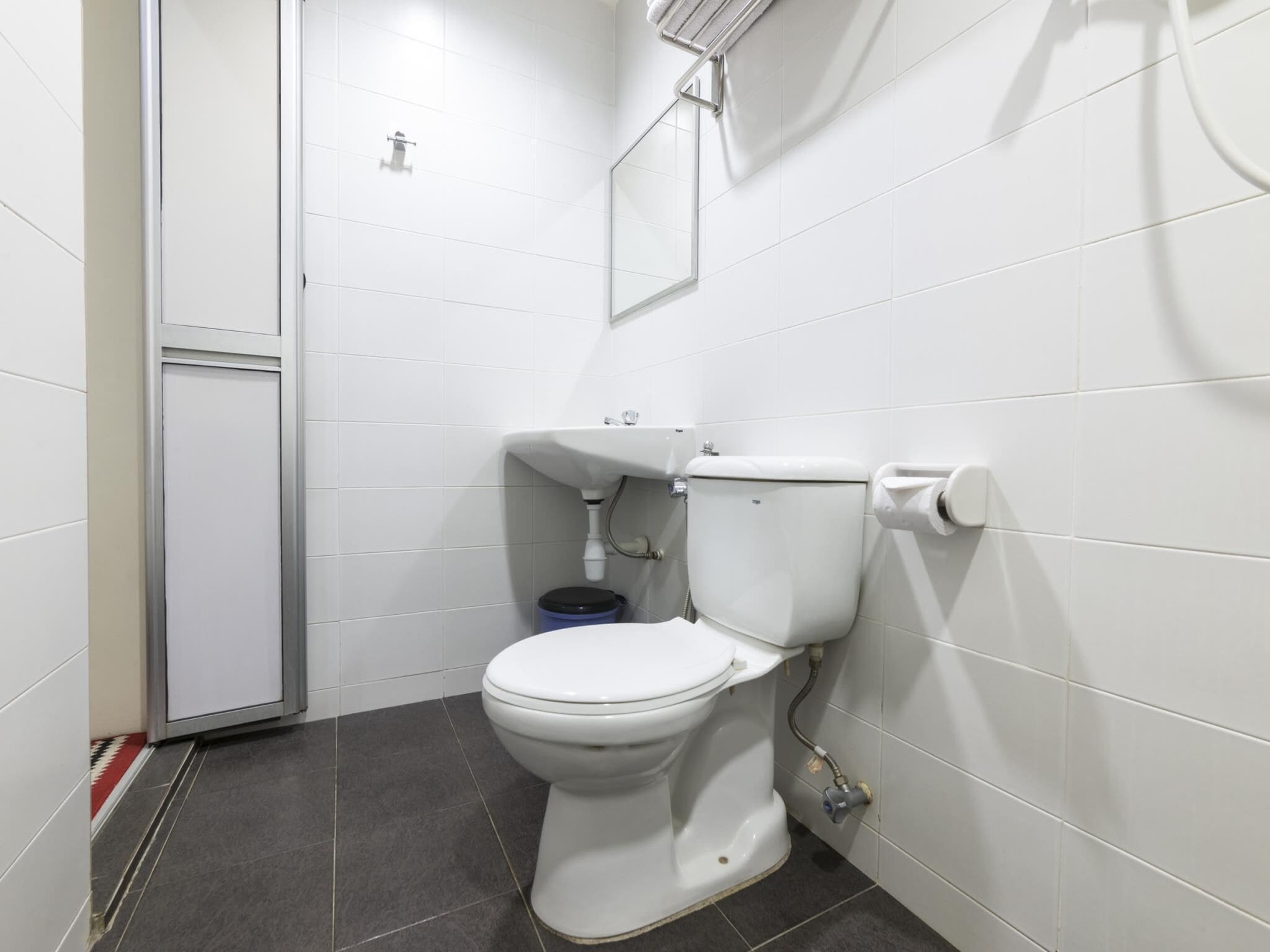 Photo - Raintree Hotel