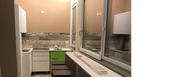 SUITE LA GINESTRA among historic olive trees