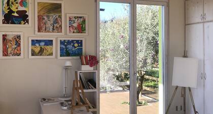 SUITE LA GINESTRA among historic olive trees