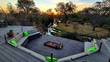 Luxury Tent | Terrace/patio