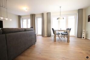 Störtebeker 4 | Wohnbereich | Flachbildfernseher, Videospielkonsole, Netflix, Fußbodenheizung