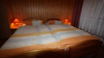 Doppelzimmer | Schreibtisch, kostenloses WLAN
