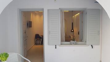 Studio | Allergitestet sengetøy, lydisolert og strykejern/-brett