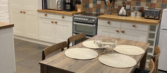 Primrose Hall Holiday Cottage, near Rutland Water