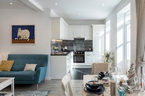 Apartment (2 Bedrooms) | Private kitchen