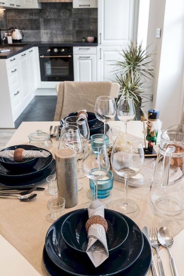 Apartment (2 Bedrooms) | Private kitchen