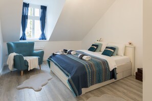 Apartment (2 Bedrooms) | 2 bedrooms, blackout curtains, soundproofing, iron/ironing board