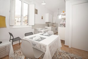 Petit déjeuner composé de spécialités régionales compris tous les jours