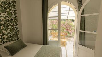 2 Schlafzimmer, Zimmersafe, Schreibtisch, Reisekinderbett