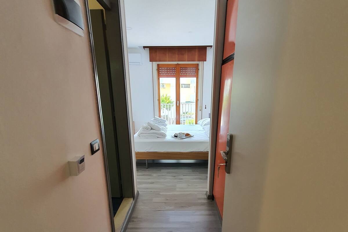 Down comforters, minibar, in-room safe, desk