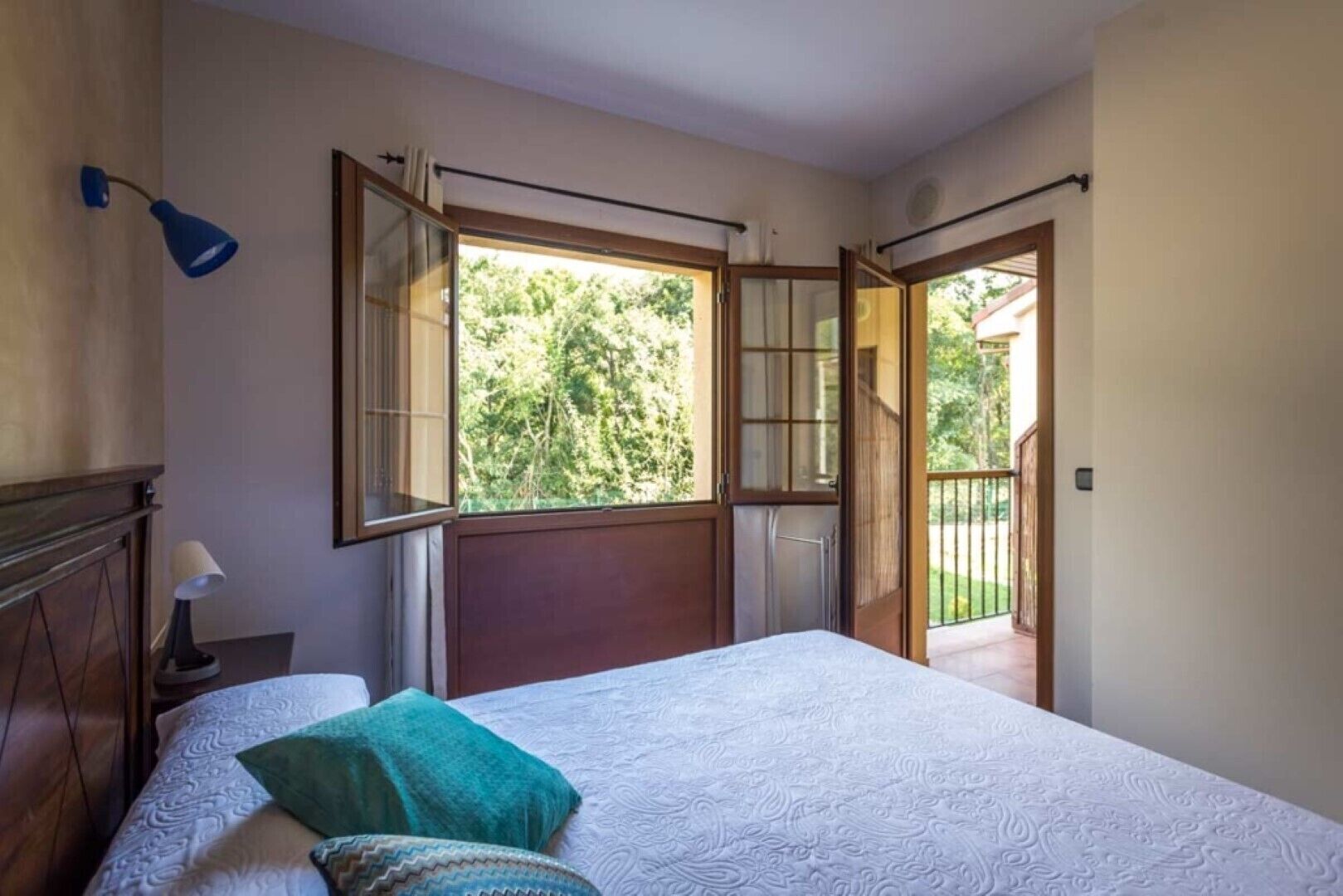 2 sovrum, strykjärn/strykbräda, wi-fi och sängkläder