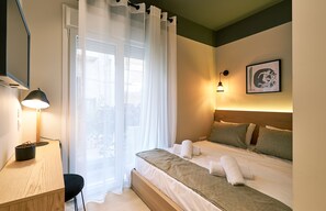 Exclusive Apartment, 4 Bedrooms | 4 bedrooms, individually decorated, individually furnished, desk - Olympic Spirit Apt in N. Kosmos (Athens)