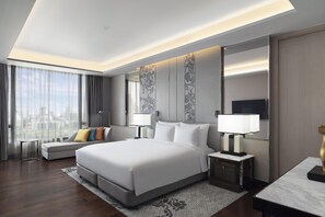 2 bedrooms, free minibar, in-room safe, desk