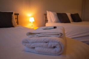 Room - The Saddle Inn (York)