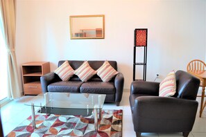 Departamento (Marina Views) | Sala de estar | Televisión LCD 