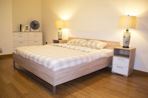 Apartment (Murad) | 1 bedroom, in-room safe, individually decorated, individually furnished - Stylish 1BR near MOE - MRD (Dubai)