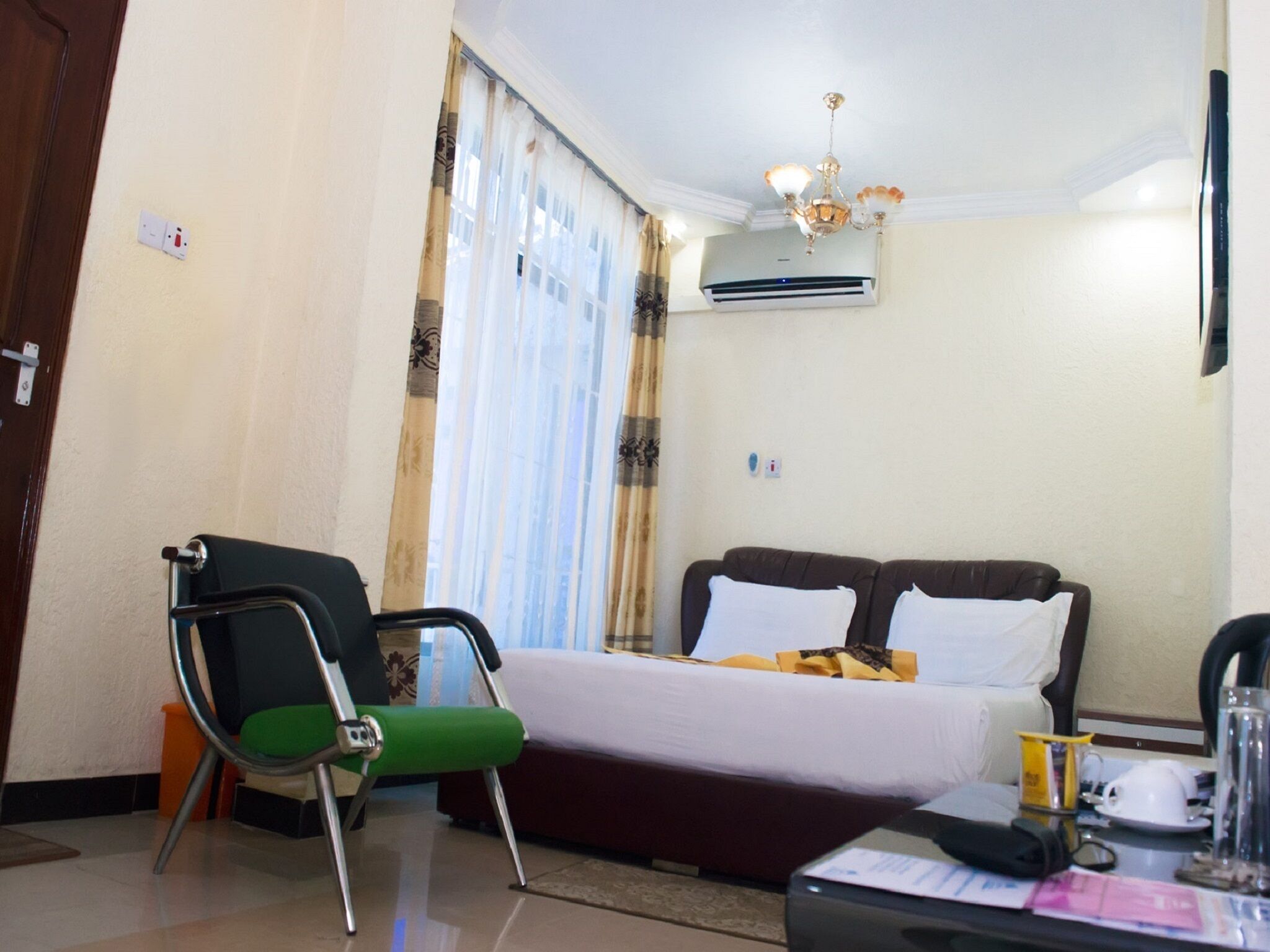 Executive Room | Laptop workspace, soundproofing, free WiFi, bed sheets
