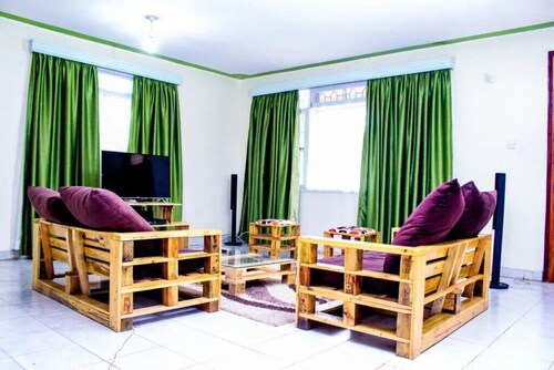 VIBA Palettenhaus in Milimani Kisumu