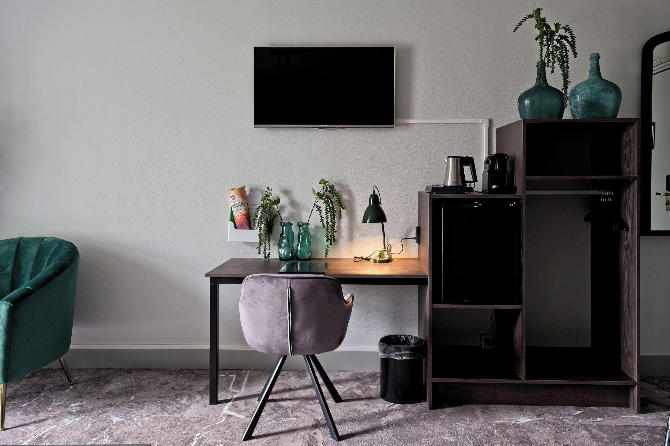 deluxe double room | 1 bedroom, premium bedding, in-room safe, desk