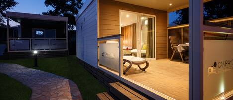 Trailer, 1 quarto, terraço | Sacada