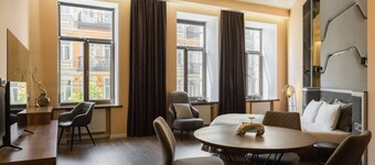 KievApts Sofievskaya 18