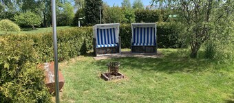 Apartment up to 5 people with 2 bedrooms child-friendly large garden