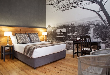 Double Room | 1 bedroom, desk, blackout drapes, soundproofing