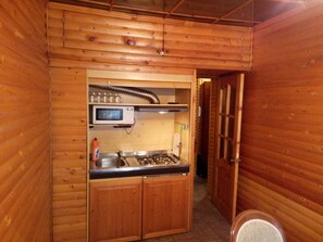 Apartment, 2 Bedrooms | Private kitchen | Fridge, microwave, stovetop, electric kettle - CityInn Savelovskaya (Moscow)