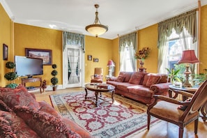 Smart TV, fireplace, books