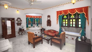 Decoración personalizada, muebles diferentes y escritorio