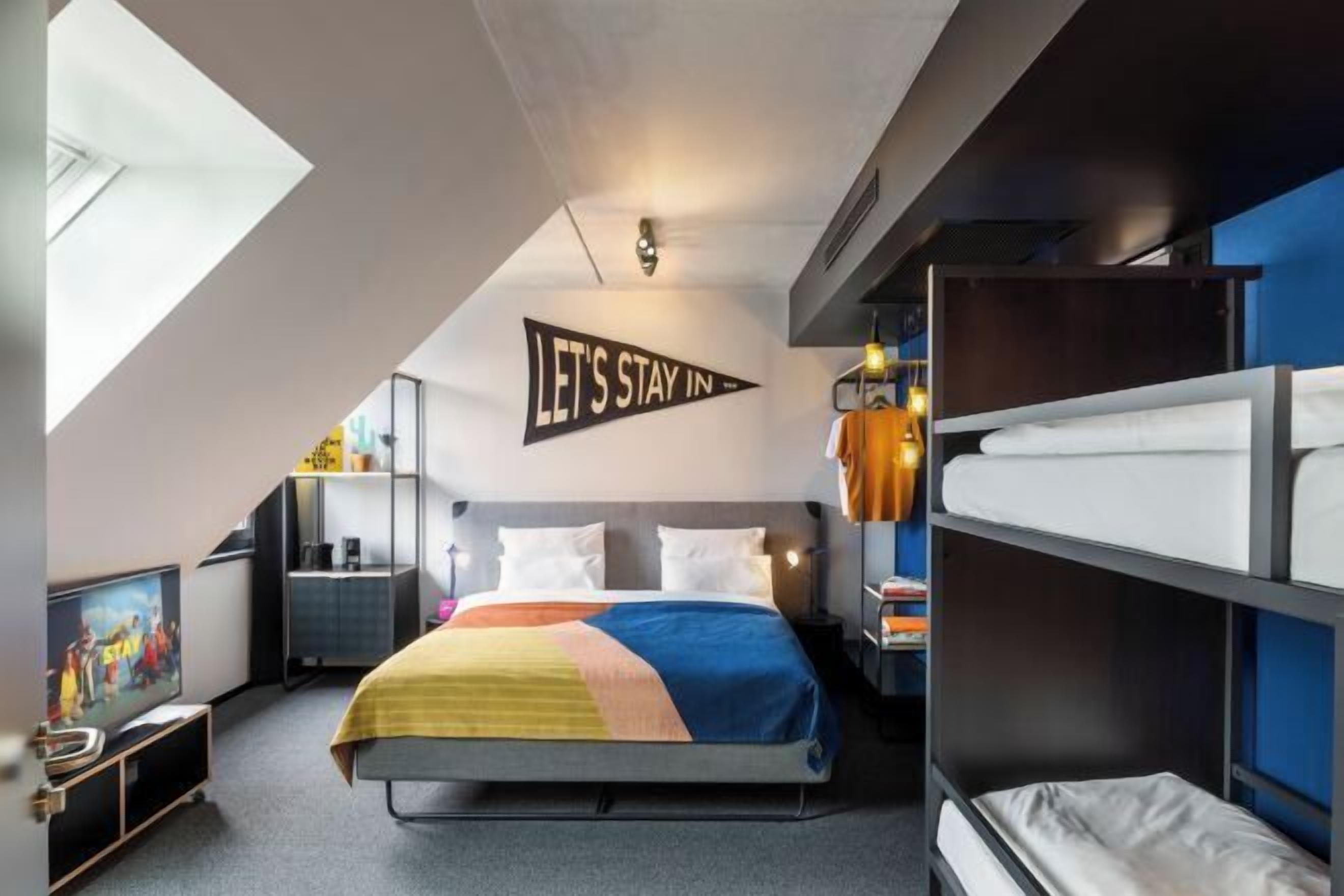 In-room safe, desk, laptop workspace, soundproofing