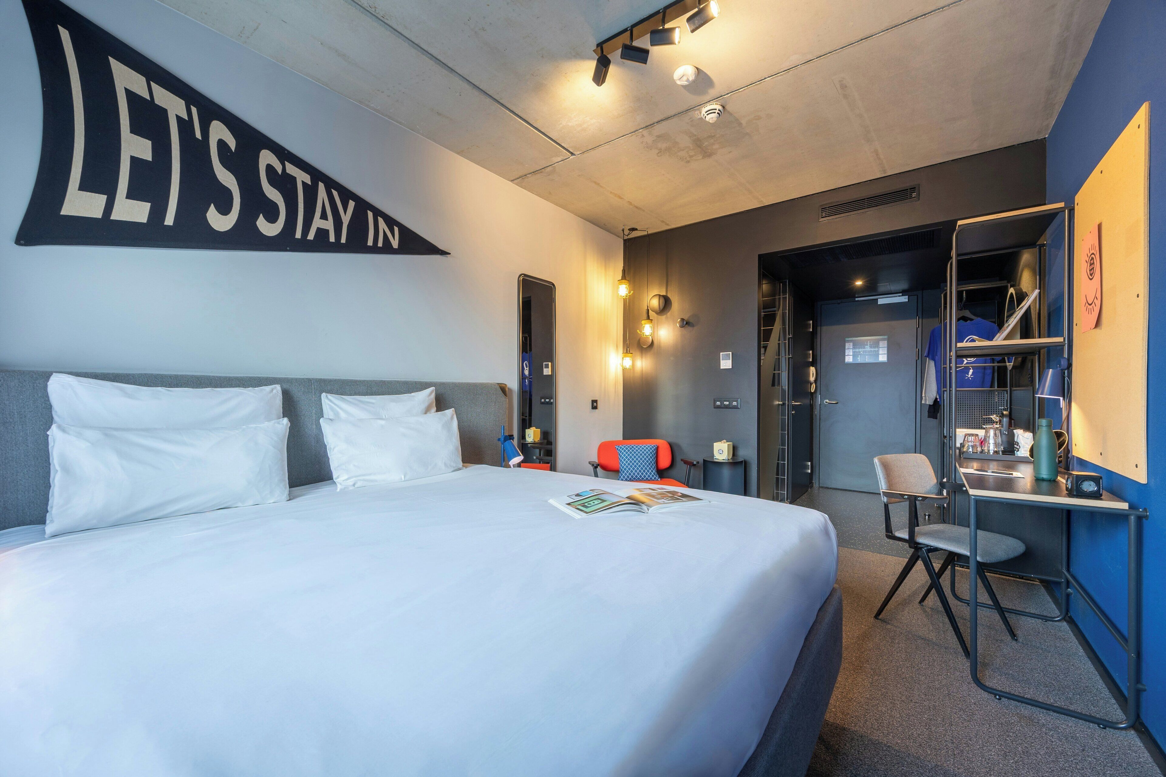 In-room safe, desk, laptop workspace, soundproofing