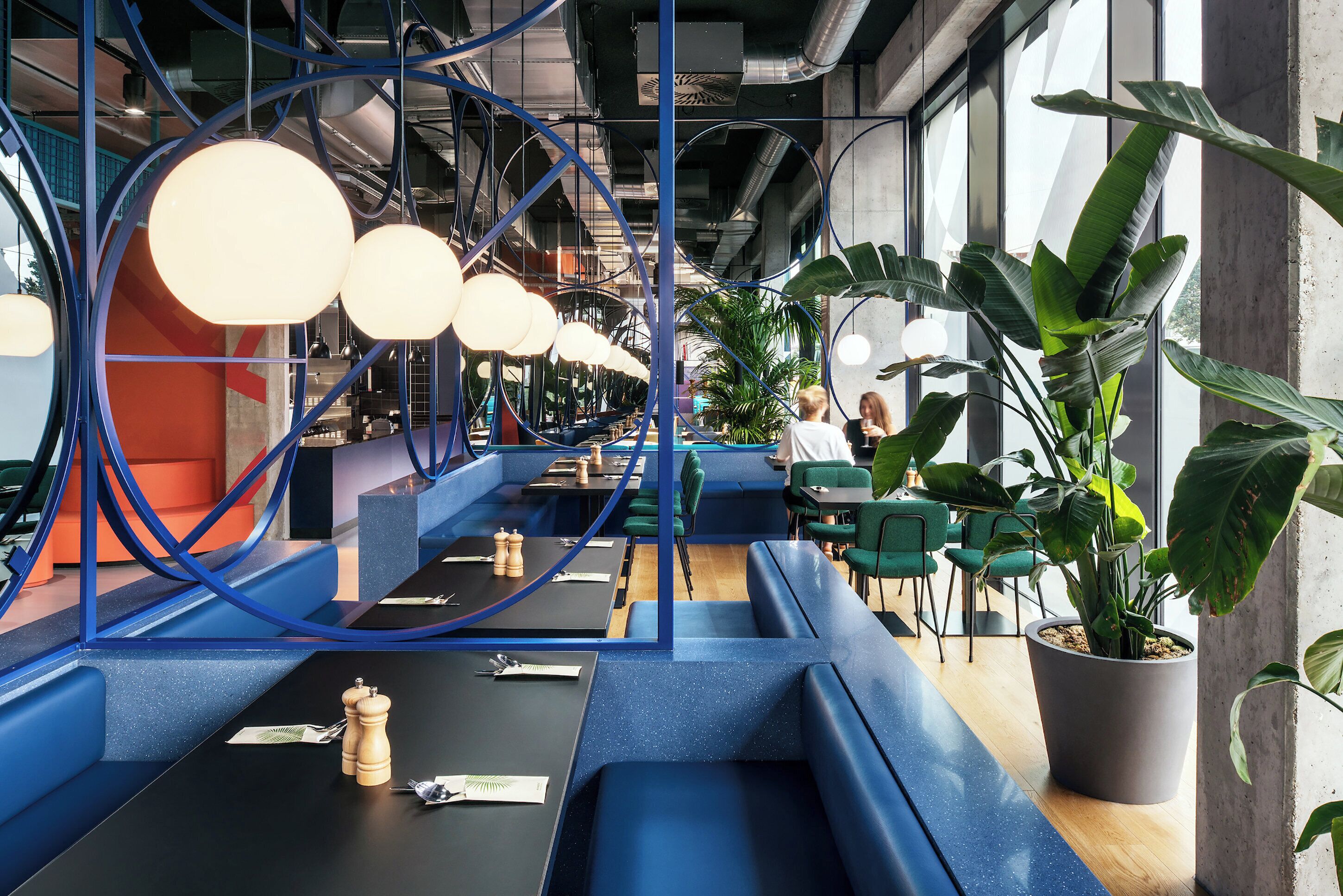 Breakfast, lunch and dinner served