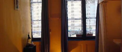 Double room without bathroom