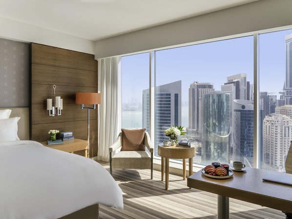 1 bedroom, hypo-allergenic bedding, minibar, in-room safe