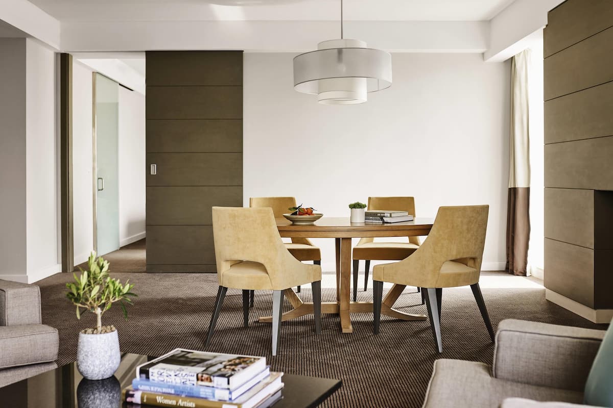 1 habitación, ropa de cama hipoalergénica y minibar